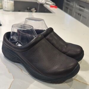 Merrell Brown Unisex Leather Loafers